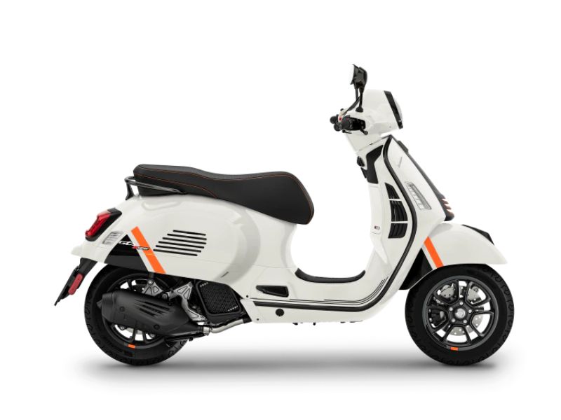 VESPA GTS SUPER 125 (7)